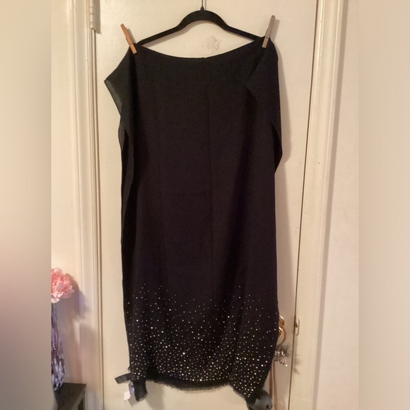 White House Black Market Scarf-NWT - Picture 1 of 3